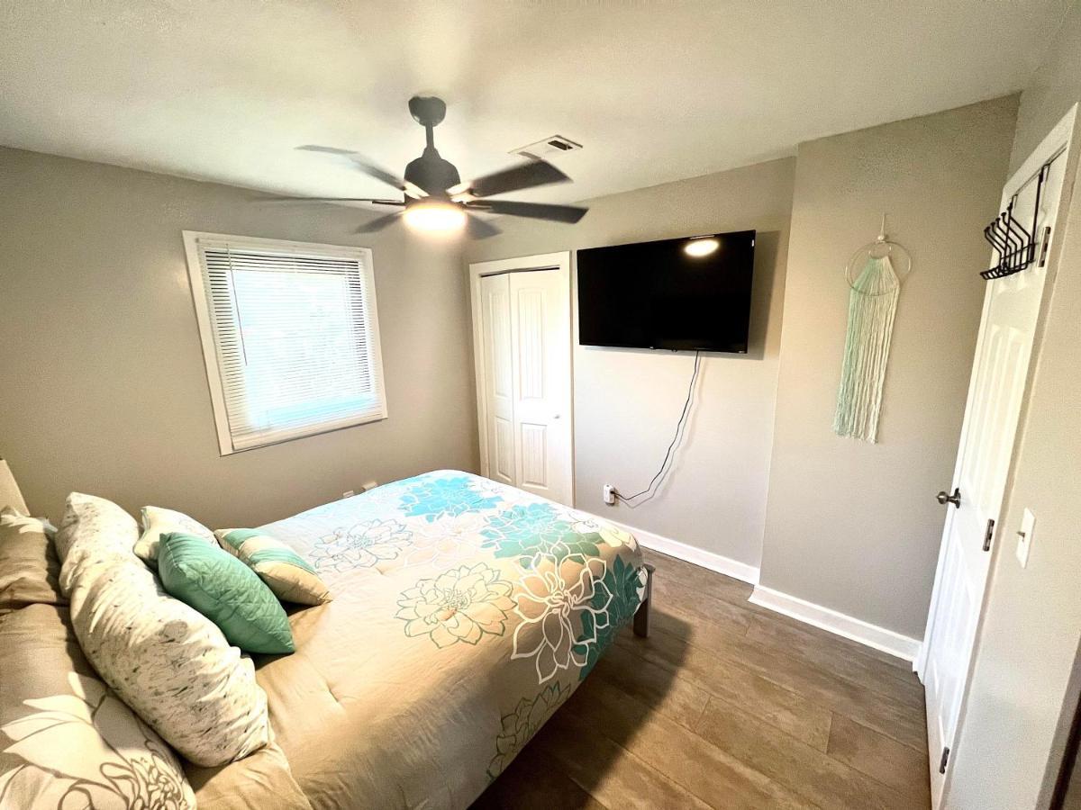 4/2 Home Close To Beach, Centrally Located! Gulfport Luaran gambar