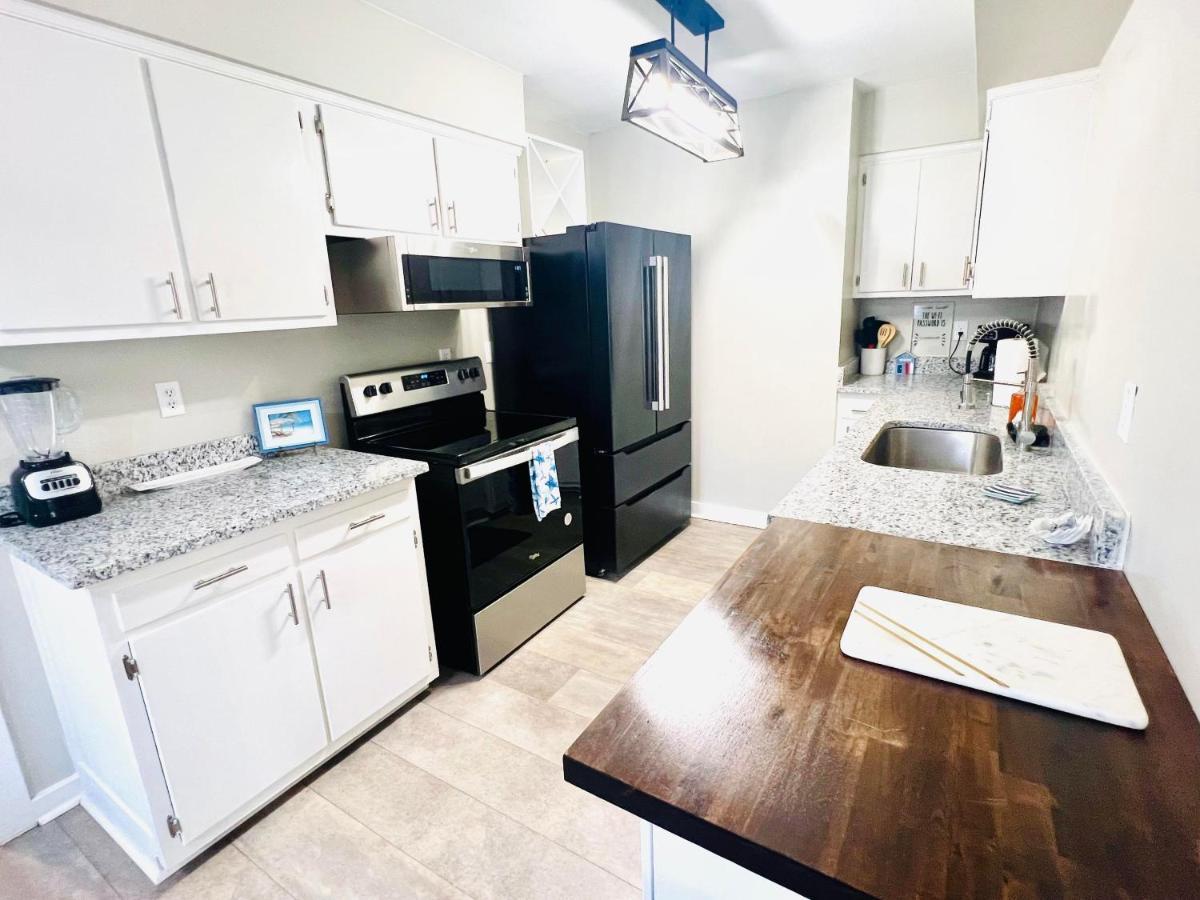 4/2 Home Close To Beach, Centrally Located! Gulfport Luaran gambar