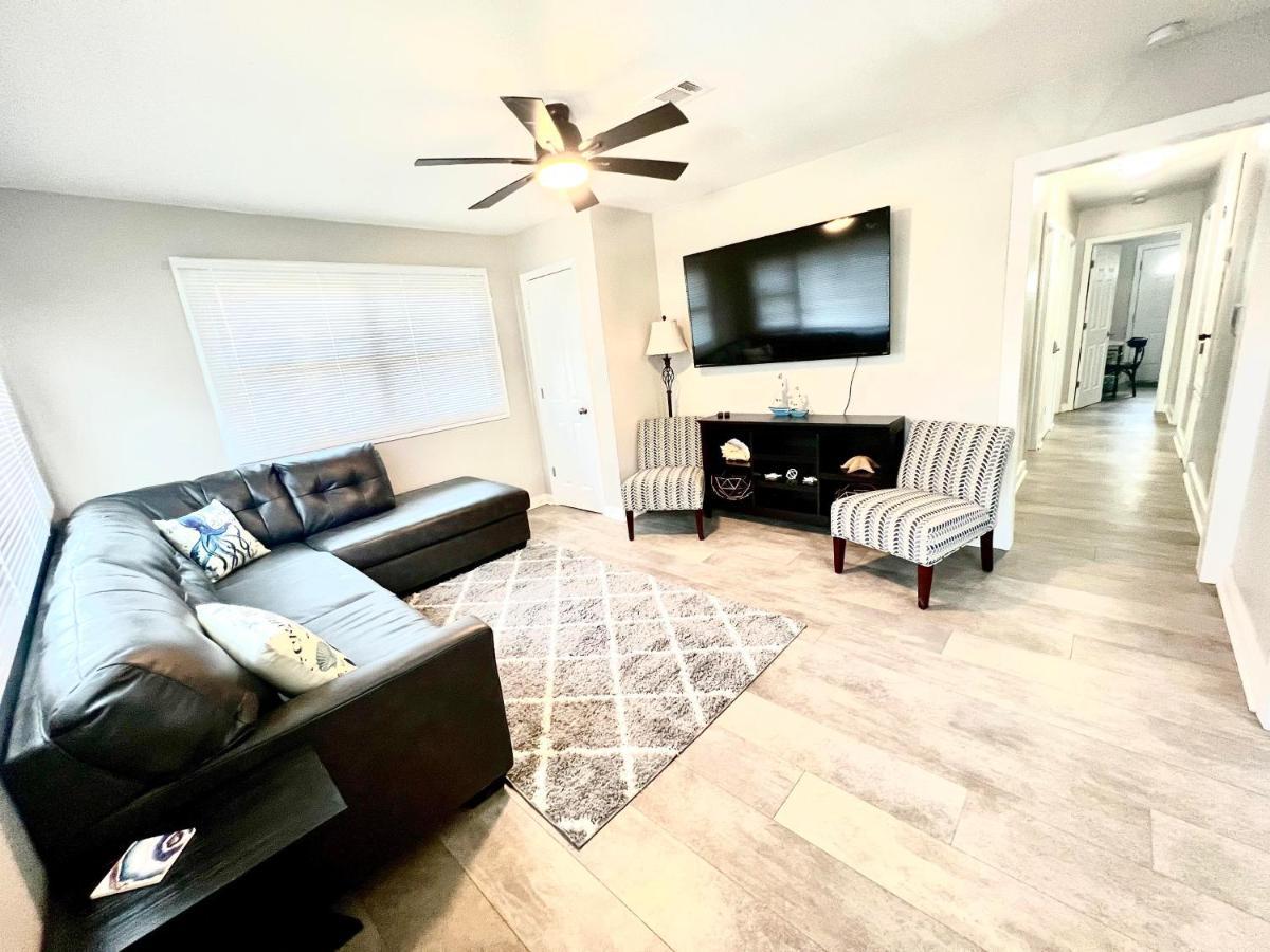 4/2 Home Close To Beach, Centrally Located! Gulfport Luaran gambar