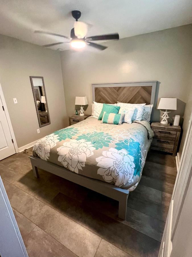 4/2 Home Close To Beach, Centrally Located! Gulfport Luaran gambar