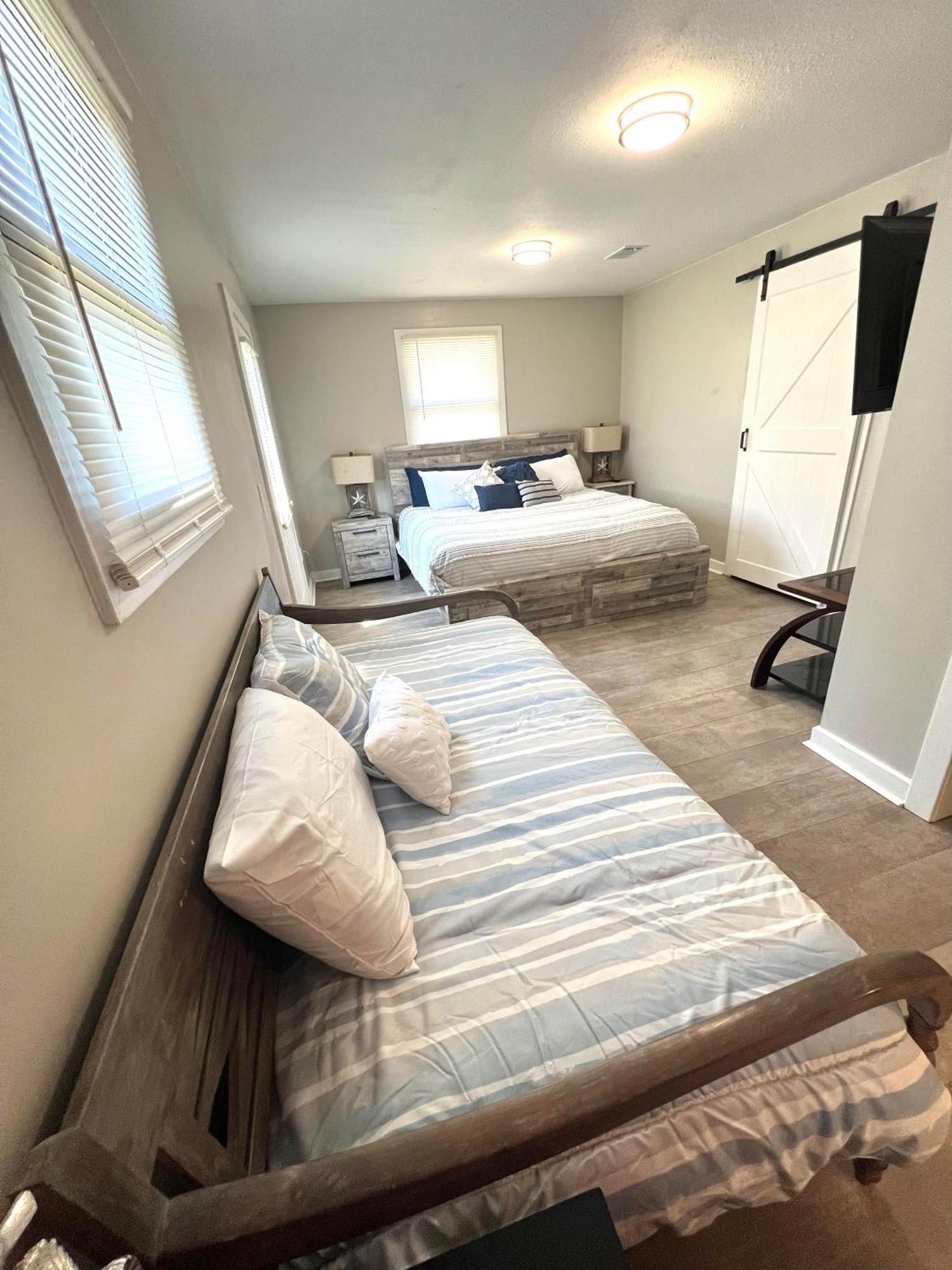 4/2 Home Close To Beach, Centrally Located! Gulfport Luaran gambar